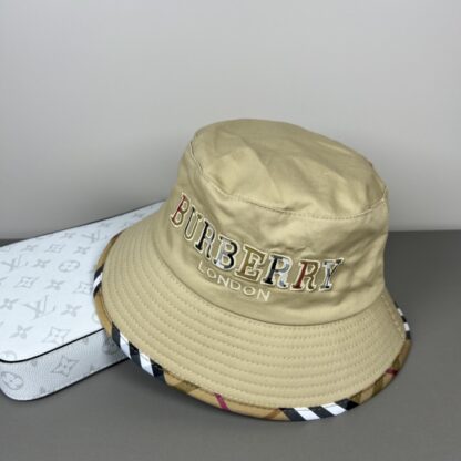 Burberry Classic Bucket Hat with Embroidery - Image 5
