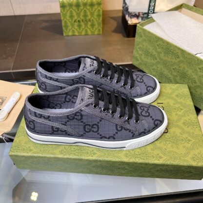 Gucci early spring casual sneakers - Image 5