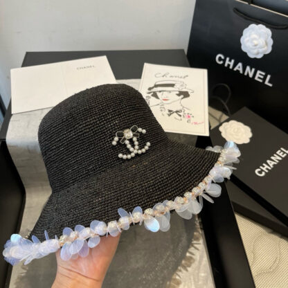 Chanel hand-crocheted raffia hat - Image 4