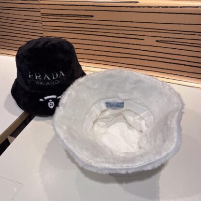 Prada velvet bucket hat - Image 4