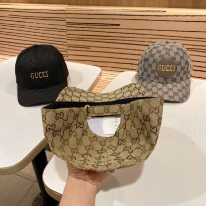 Gucci Unisex Baseball Cap - Image 4