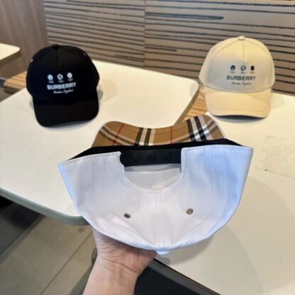Burberry Classic Slouch Baseball Cap - Image 5