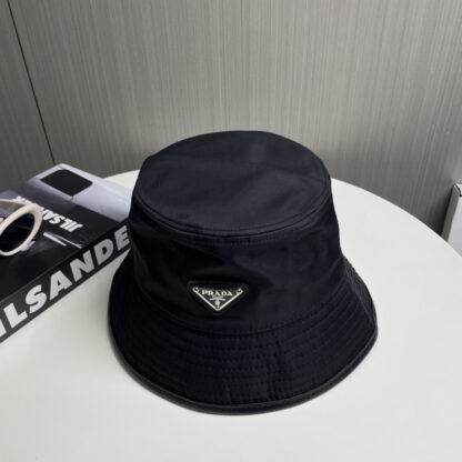 Prada's new bucket hat for spring and summer - Image 4