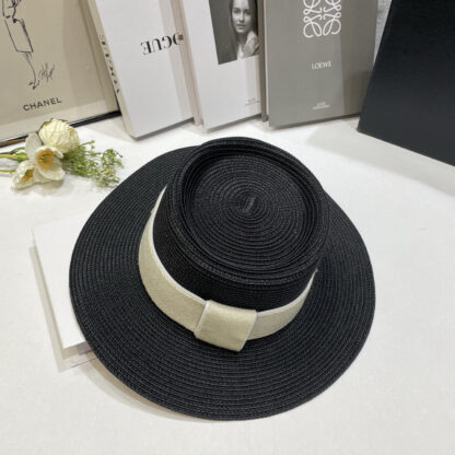 Burberry Stylish Straw Hat - Image 5