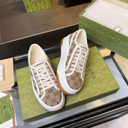 Gucci early spring casual sneakers - Image 5