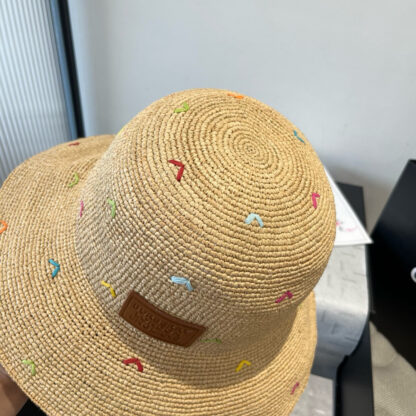 Burberry Stylish Raffia Hat - Image 5
