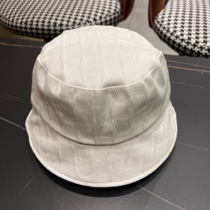 Prada's new spring and summer sunshade bucket hat - Image 4