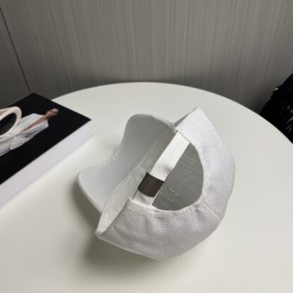 Prada fashion baseball cap - Image 4
