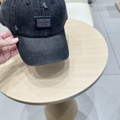 Prada fashion baseball cap - Image 4