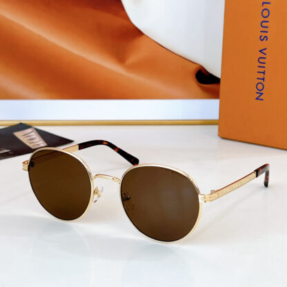 LOUIS VUITTON Fashion Sunglasses - Image 5