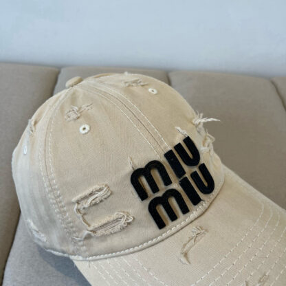Miu Miu trendy ripped baseball cap - Image 5