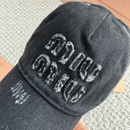 Miu Miu embroidered lettering baseball cap - Image 5