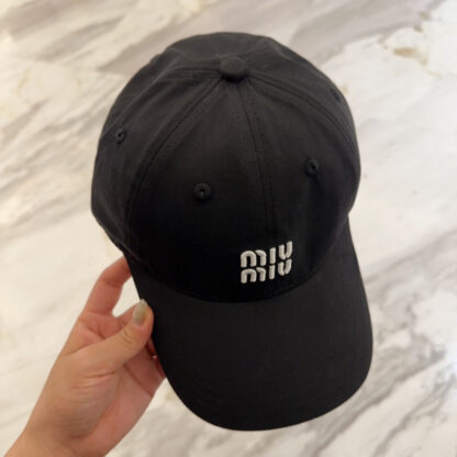 Miu Miu simple embroidered baseball cap - Image 5