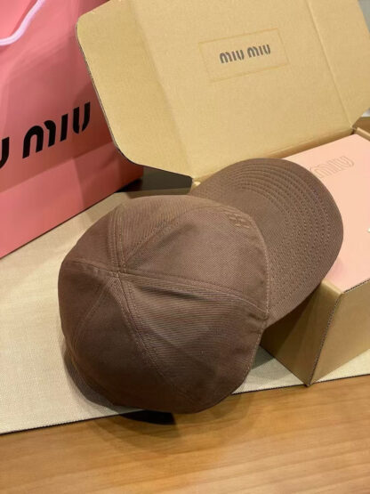 Miu Miu simple embroidered baseball cap - Image 5