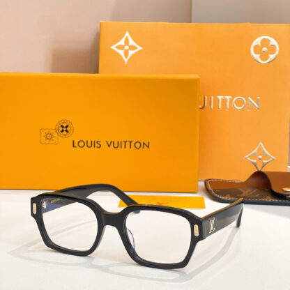 LOUIS VUITTON Fashion Sunglasses - Image 5