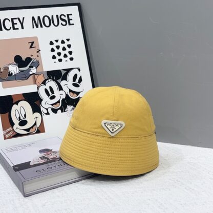 Prada triangle logo bucket hat - Image 4