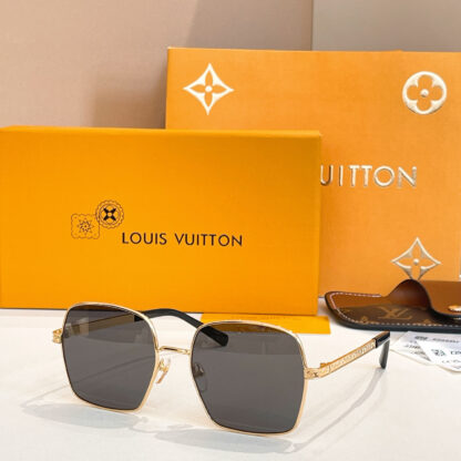 LOUIS VUITTON Fashion Sunglasses - Image 5