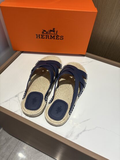 Hermès men's versatile, comfortable, non-slip dark blue casual slippers - Image 4