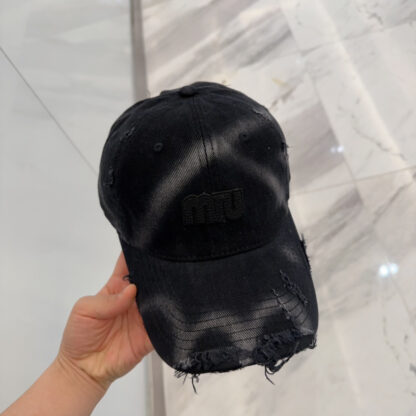 Miu Miu classic trendy baseball cap - Image 6