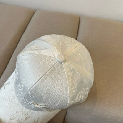 Miu Miu exquisite fashion baseball cap - Image 4