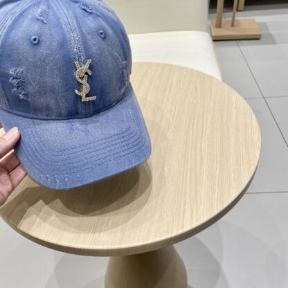 Yves Saint Laurent stylish all-match baseball cap - Image 4