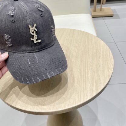 Yves Saint Laurent stylish all-match baseball cap - Image 4