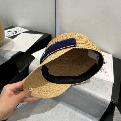 Miu Miu raffia bicyclist hat - Image 5