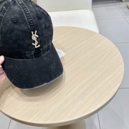 Yves Saint Laurent stylish all-match baseball cap - Image 4