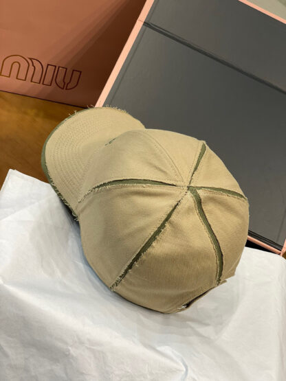 Miu Miu elegant baseball cap - Image 5