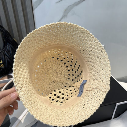 Prada new knitted bucket hat - Image 4