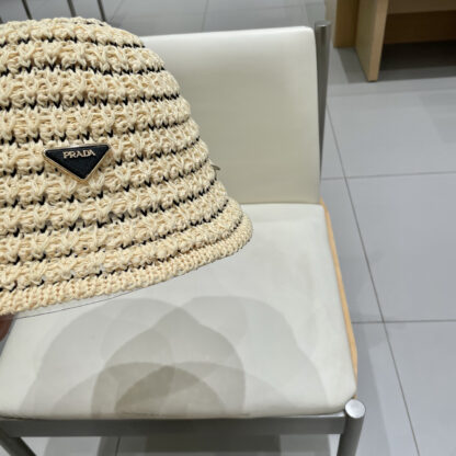 Prada knitted hollow bucket hat - Image 4