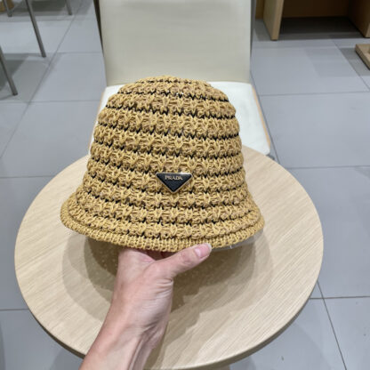 Prada knitted hollow bucket hat - Image 4