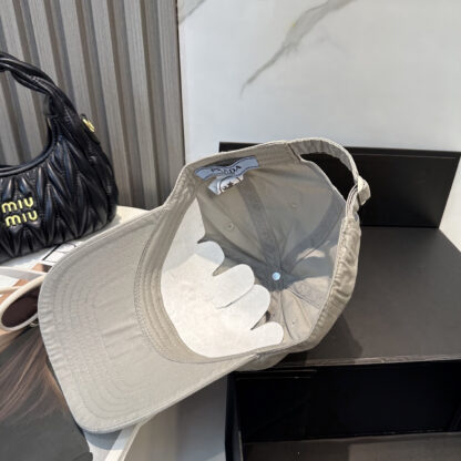 Prada fashion baseball cap - Image 4