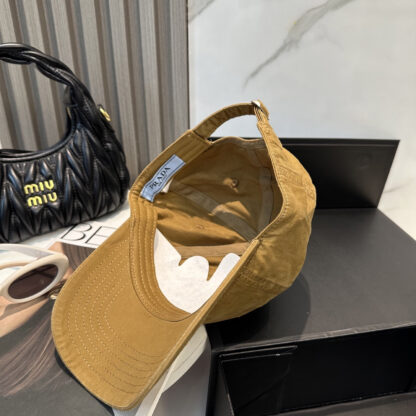 Prada fashion baseball cap - Image 4