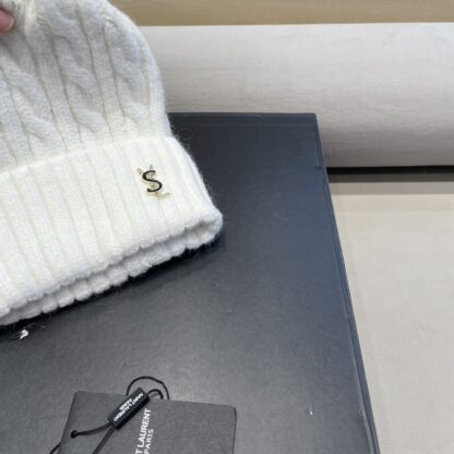 Yves Saint Laurent wool-blend knitted hat - Image 4