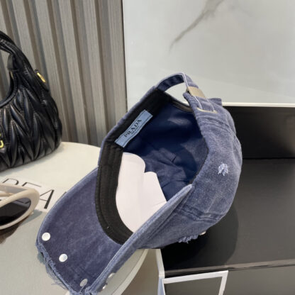 Prada fashion baseball cap - Image 4