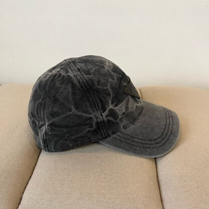 Prada fashion baseball cap - Image 4