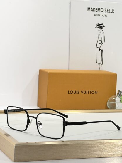 LOUIS VUITTON Fashion Sunglasses - Image 5
