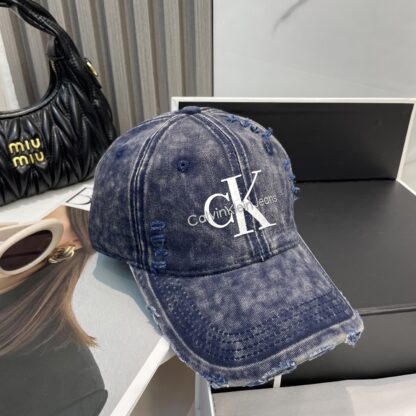 Calvin Kleinf Spring New Baseball Cap - Image 4
