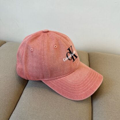 Calvin Kleinf stylish all-match baseball cap - Image 4