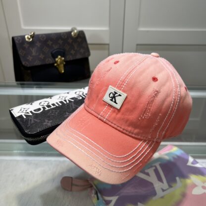 Calvin Kleinf stylish all-match baseball cap - Image 4