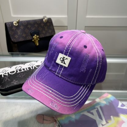 Calvin Kleinf stylish all-match baseball cap - Image 4
