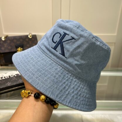 Calvin Kleinf stylish bucket hat - Image 4