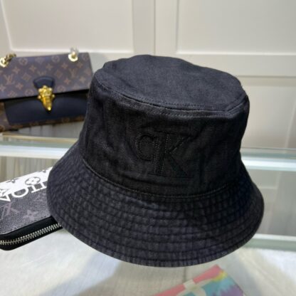 Calvin Kleinf stylish bucket hat - Image 4