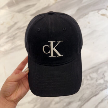 Calvin Kleinf washed denim series, casual and versatile baseball cap - Image 4