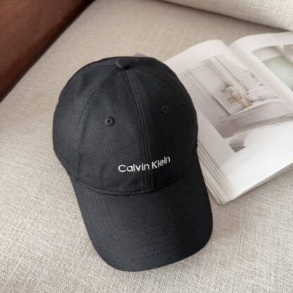 Calvin Kleinf casual all-match baseball cap - Image 4