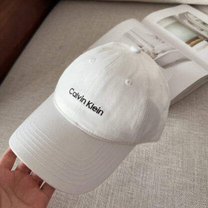 Calvin Kleinf casual all-match baseball cap - Image 4