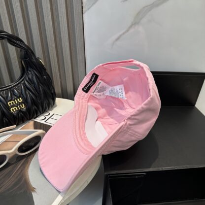 Balenciaga simple and stylish baseball cap - Image 4