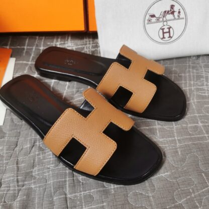 Hermes black and brown handmade slippers - Image 4