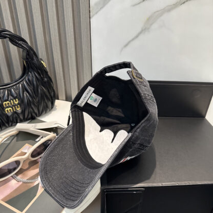Balenciaga simple fashion baseball cap - Image 4